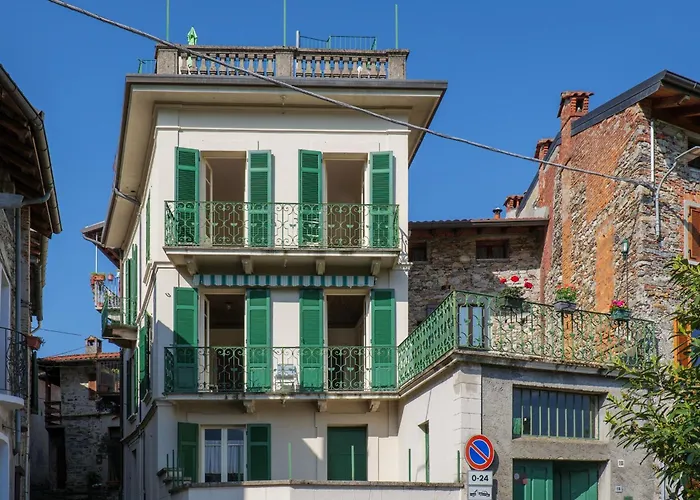 Casa Terra A Cielo Castelveccana